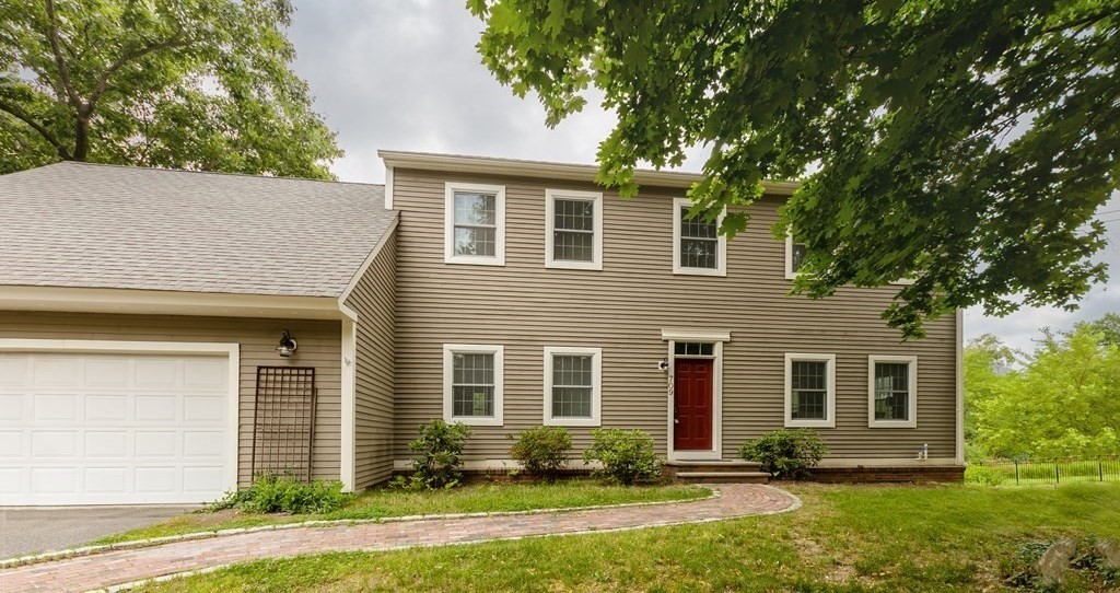 709 Old Bedford Road