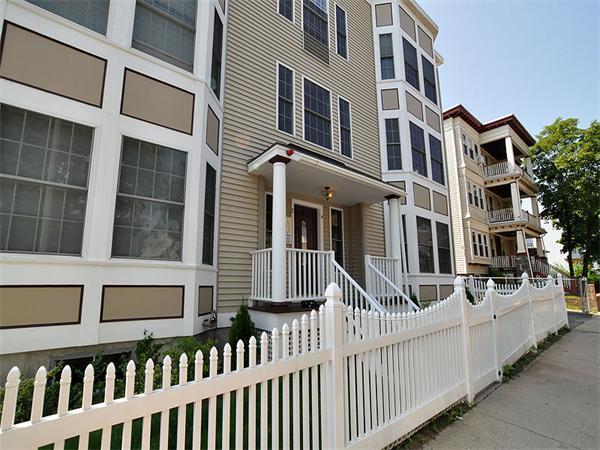 2–4 Centre Avenue, Unit 4B, Boston · Dorchester