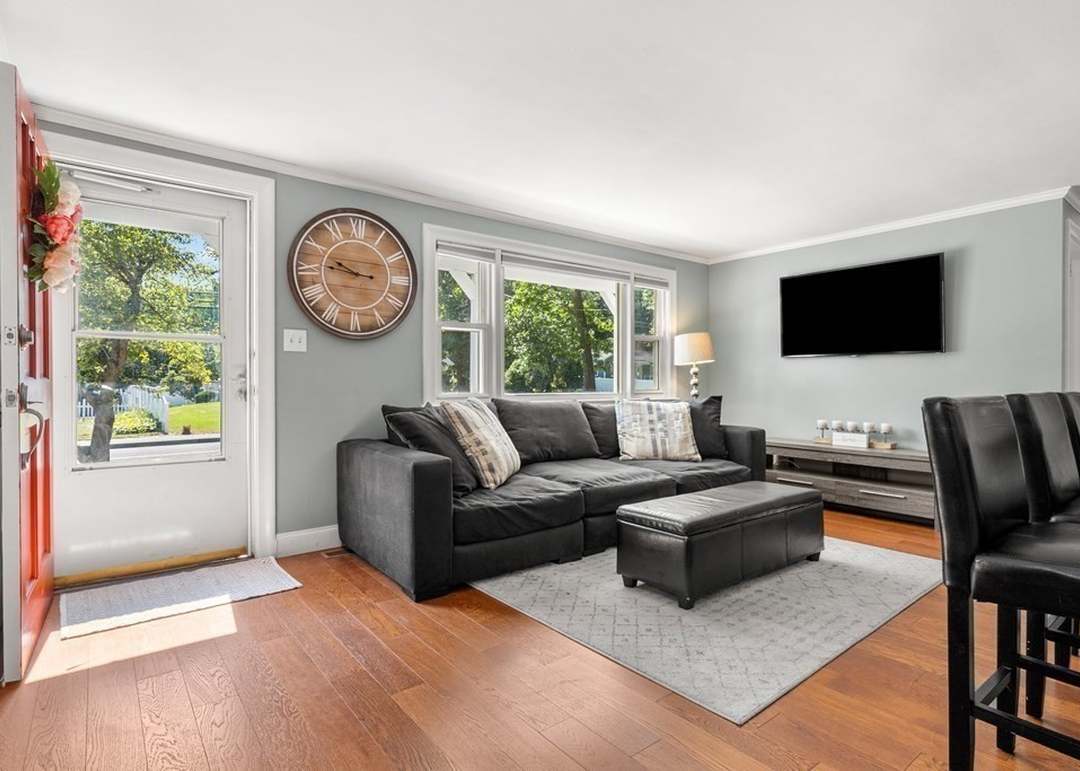 106 Pond Street, Billerica